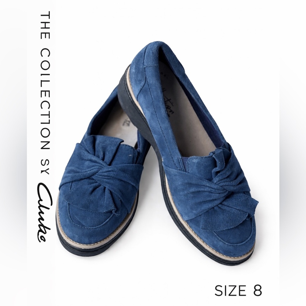 EUC The Collection By Clark’s Sharon Dasher Blue Suede Loafers Sz 6
